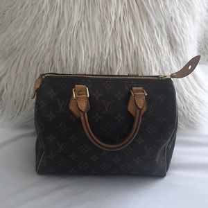 Authentic Louis Vuitton Speedy 25